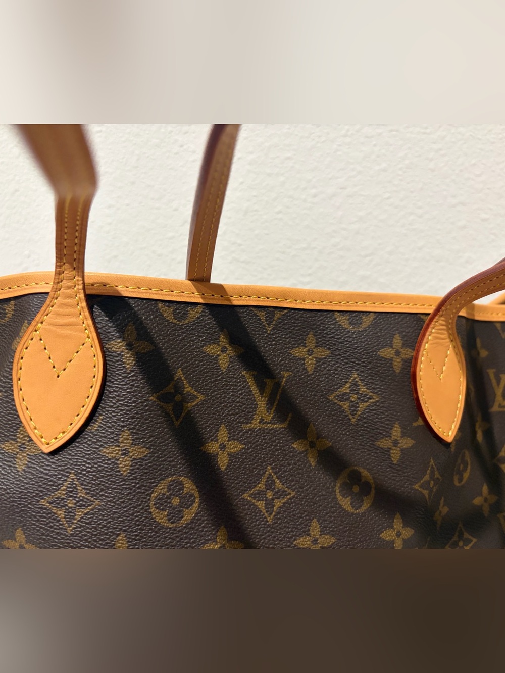 Louis Vuitton Brown Monogram Neverfull GM Tote - Picture 6 of 14